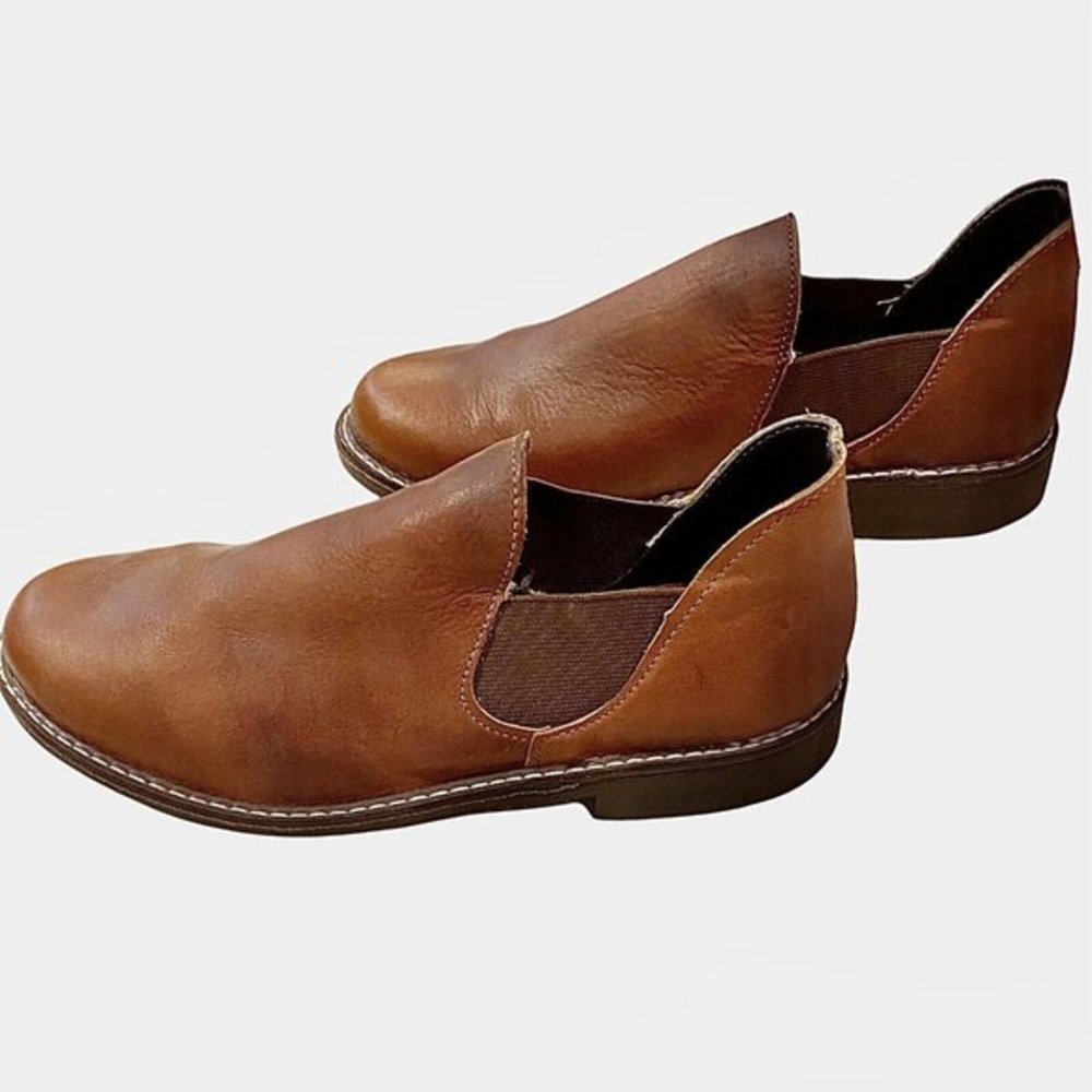 NWT VTG  MEN WEAR SHOE CO. BROWN Slip on shoes size 6.5M